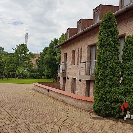 Gyulai Fürdö Apartman Exterior foto