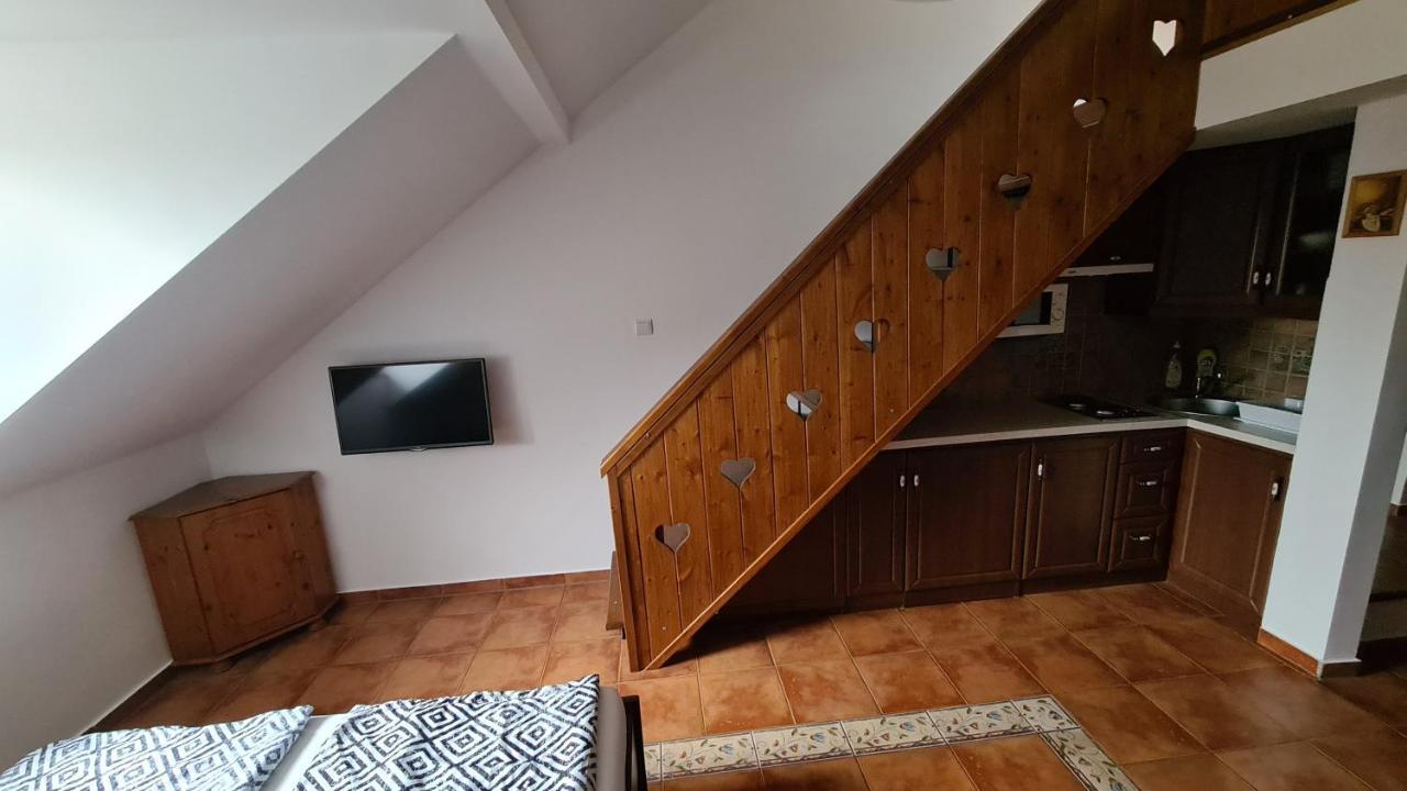 Gyulai Fürdö Apartman Exterior foto
